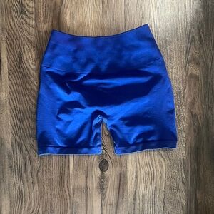 Alphalete 4.5in blue shorts
